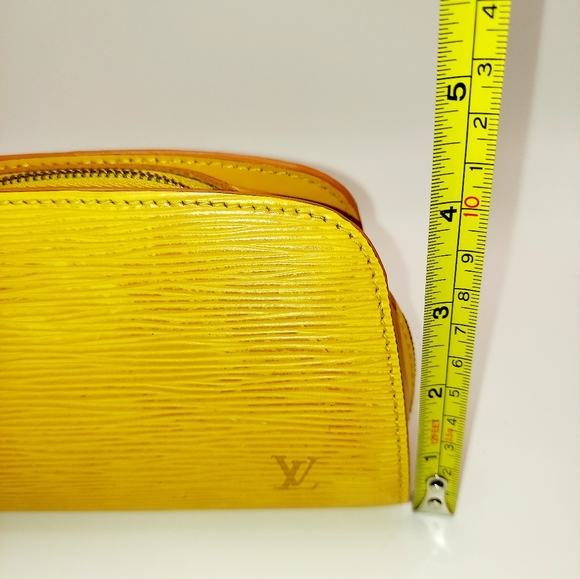 Louis Vuitton Dauphine Pouch In Yellow Epi Leather VGVC COA - Picture 11 of 13